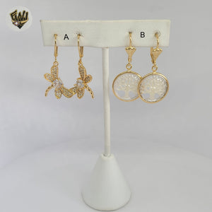 (1-1193) Gold Laminate - Dangling Earrings - BGO