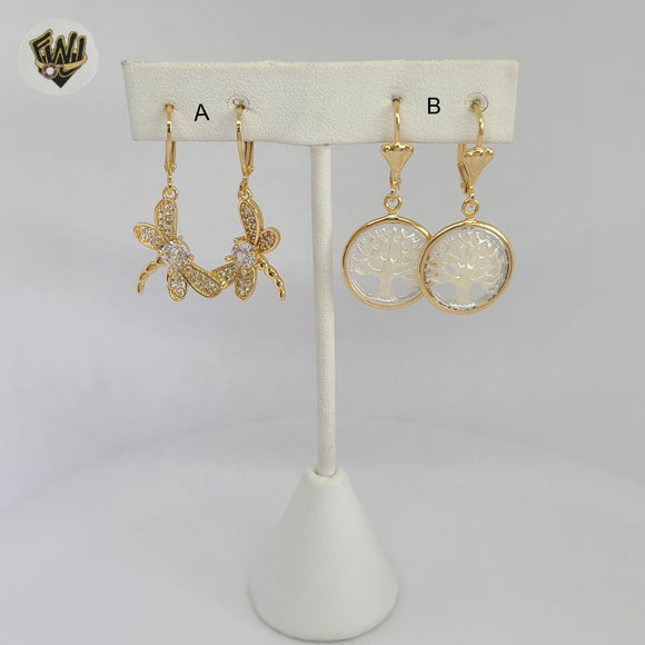 (1-1193) Gold Laminate - Dangling Earrings - BGO