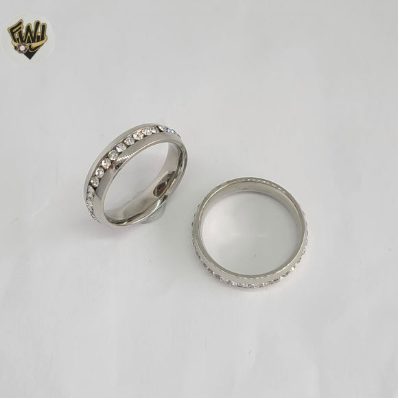 (4-0078) Acero inoxidable - Anillo para hombre con circonitas talladas.