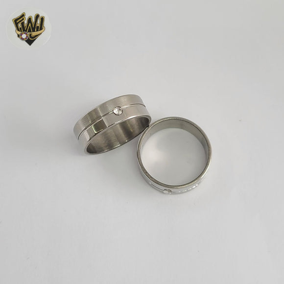 (4-0078) Acero inoxidable - Anillo para hombre con circonitas talladas.