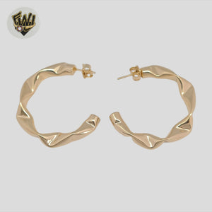 (1-2955) Gold Laminate - Twisted Hoops - BGF