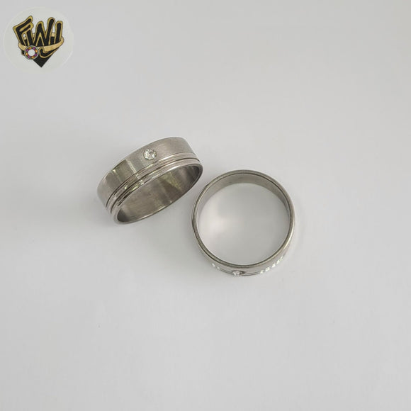 (4-0078) Acero inoxidable - Anillo para hombre con circonitas talladas.