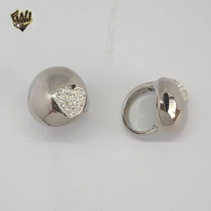 (4-0078) Acero inoxidable - Anillo para hombre con circonitas talladas.